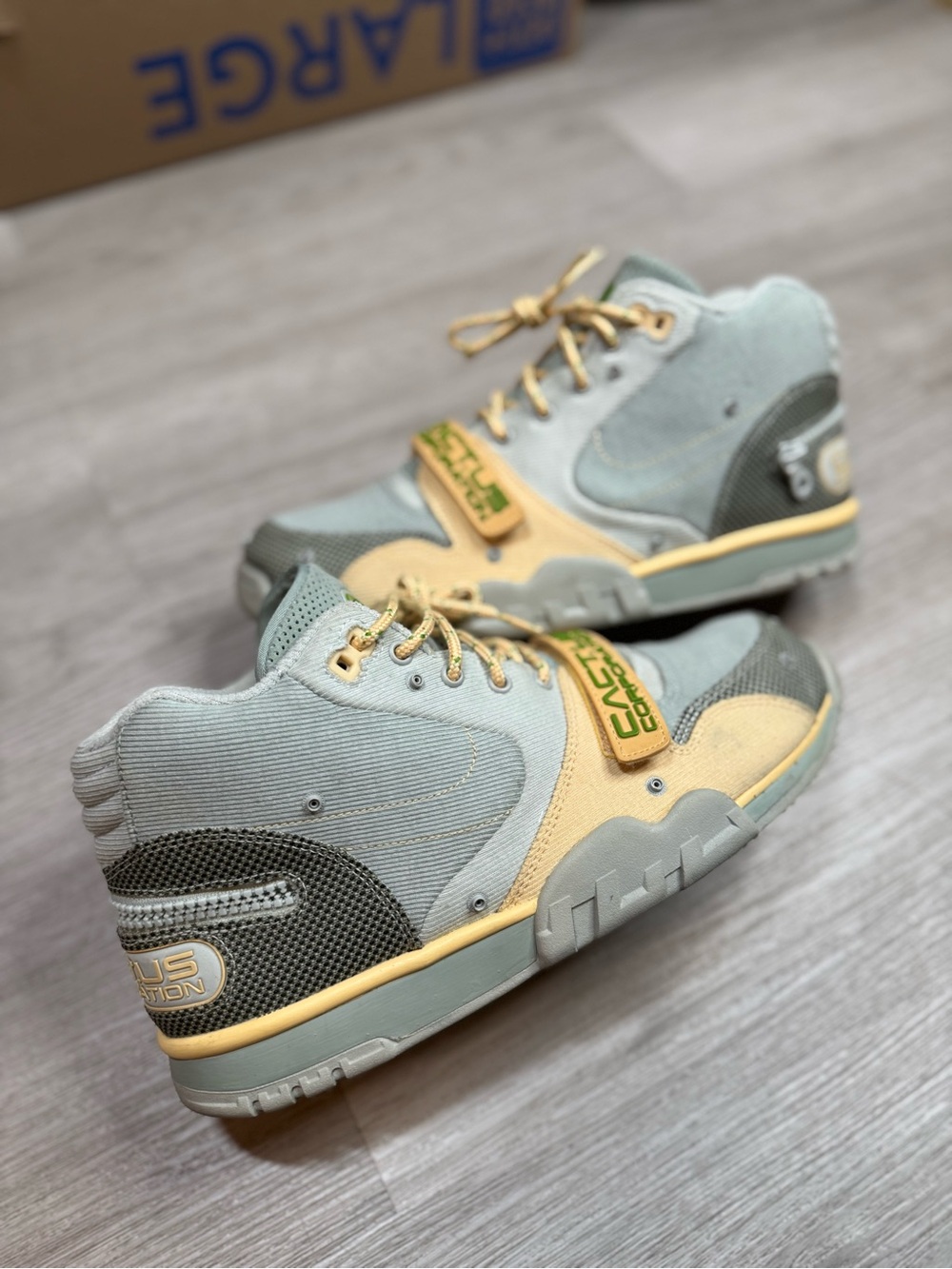 Nike x Travis Scott Air Trainer 1 SP Grey Haze Size 10 Men No Box - Picture 2 of 7